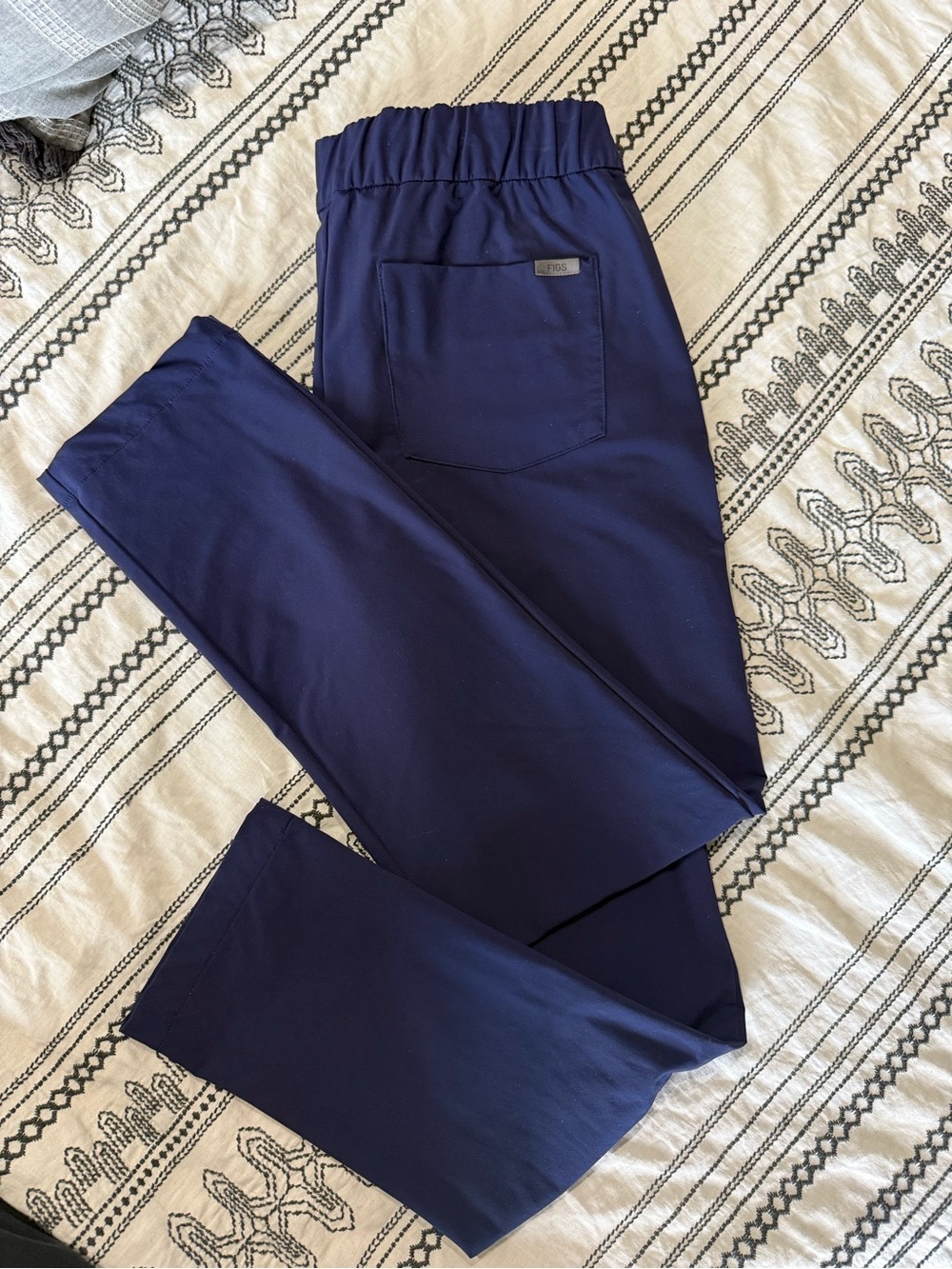 Figs-pro women Navy Elastic-Waist straight legged pants